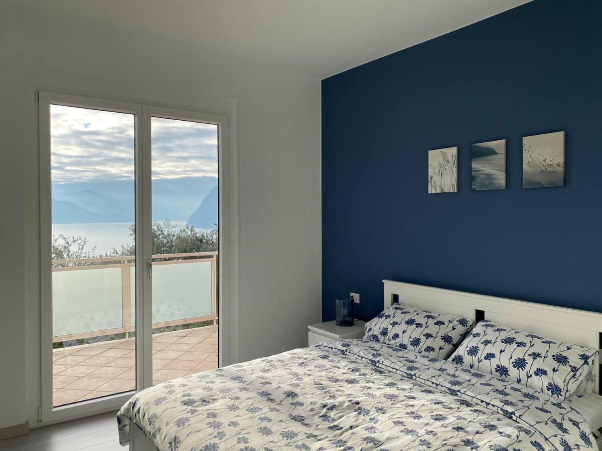 Happy Guest Apartments - Blue Apartment Riva di Solto Exterior photo